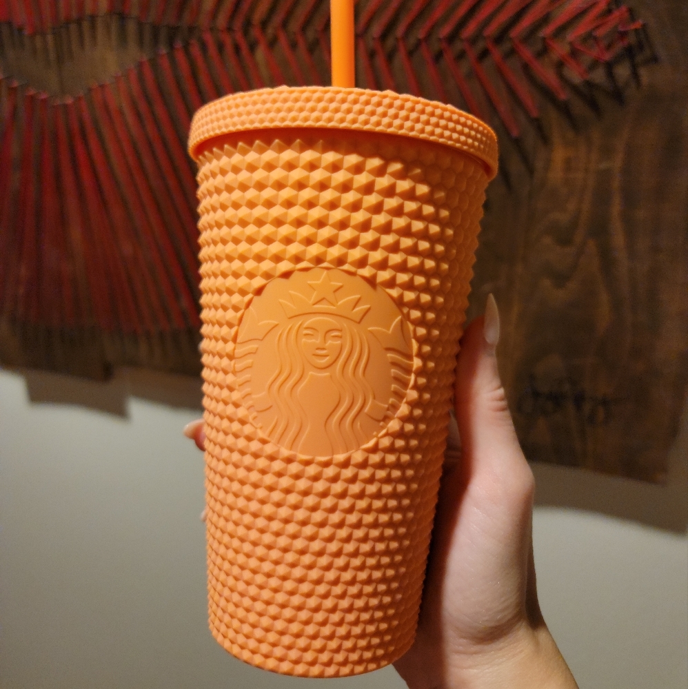 Starbucks Thaliand 2022 matte orange studded grande tumbler